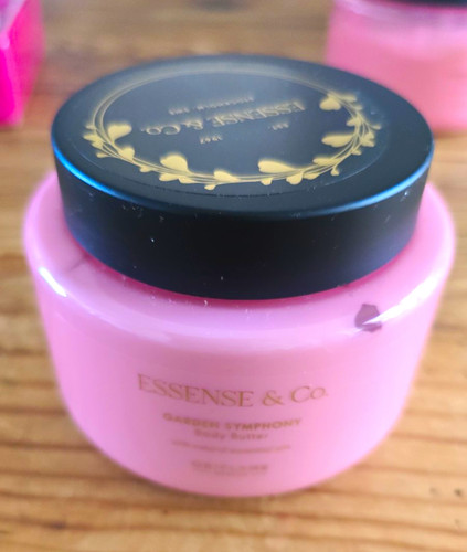 Oriflame essense garden - essense,